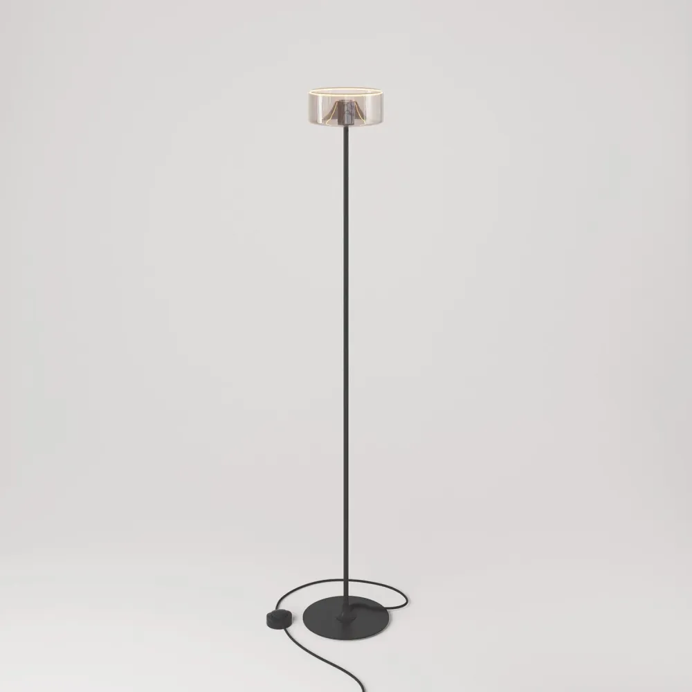 Vloerlamp MAG-Y met ronde metalen voet en Ghost smoky lichtbron - Zwart