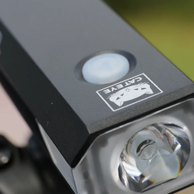 Voor- en achterverlichting CATEYE AMPP500 & VIZ150