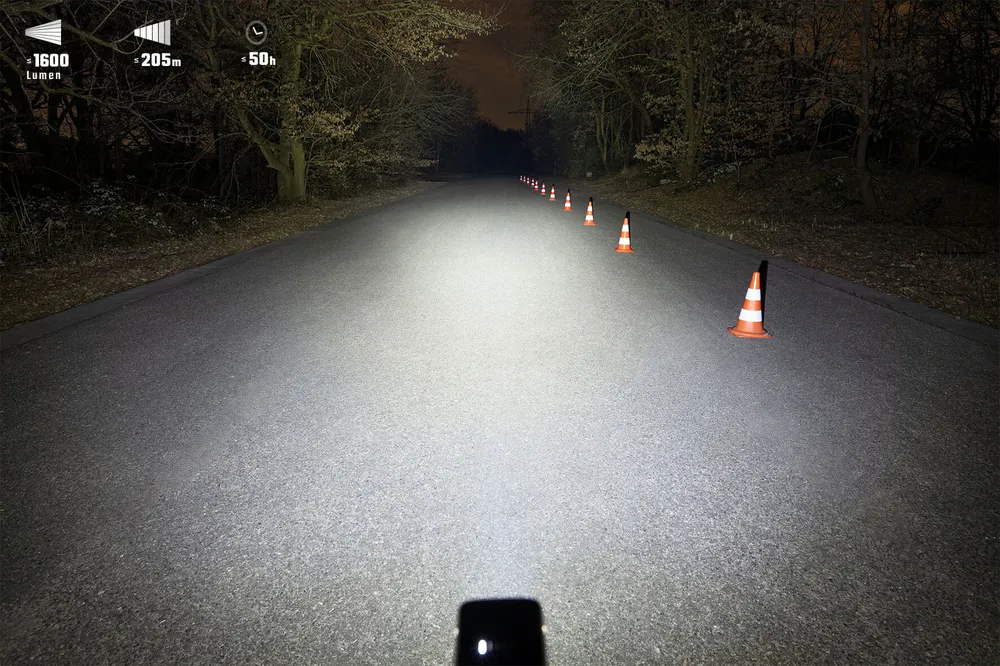 Voorverlichting SIGMA BUSTER 1600 FL