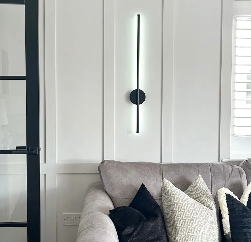 Wandlamp Modern Minimalistisch met Slank Verticaal Ontwerp