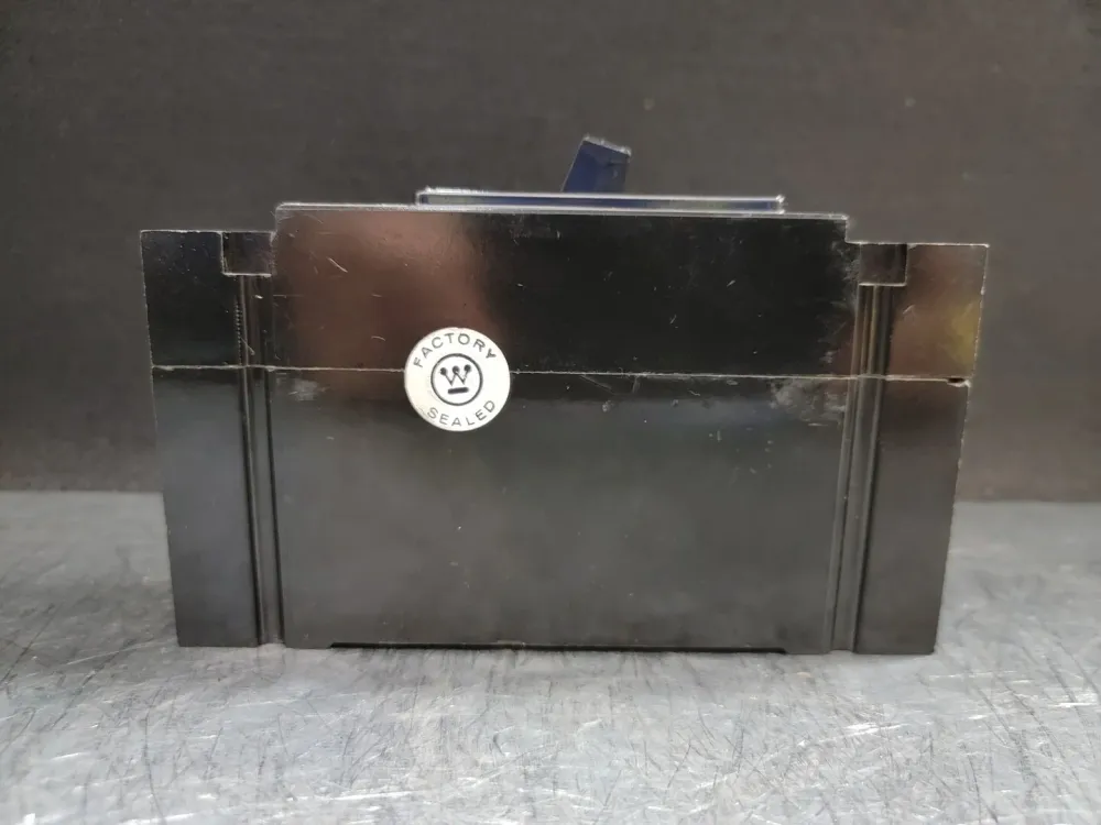 15 Amp, 1 Pole, 350 volts Circuit Breaker FB1015
